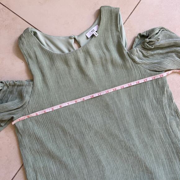 NSR Anthropologie Green Cold Shoulder Top Size XL - Picture 8 of 13